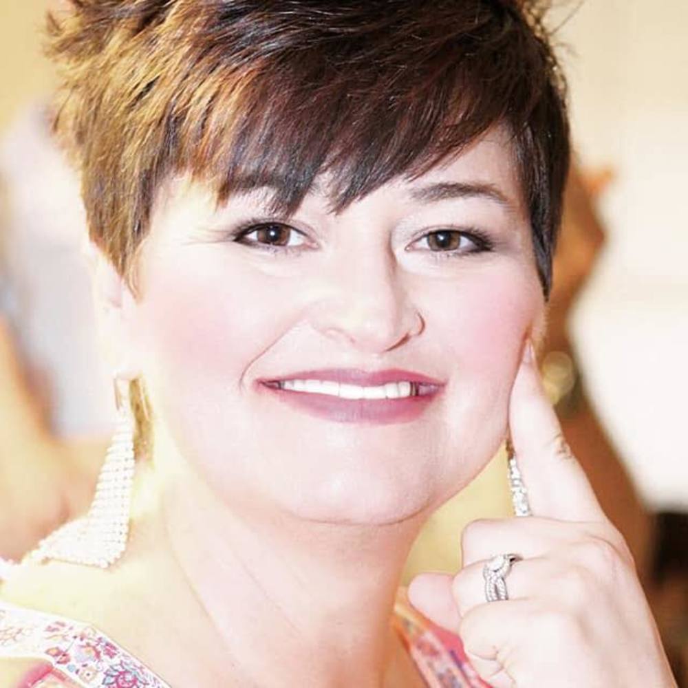 Meet your Posher, Angela